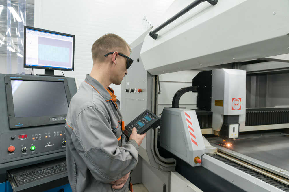 IT Solutions for CNC Machine Shops: Boost Security & Cut Downtime
